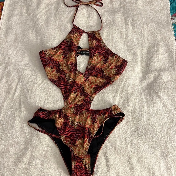Iconswim Other - Iconswim ladies swimsuit